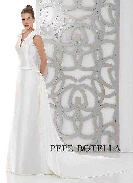 Свадебное платье Pepe Botella (Арт.504). Силуэт Прямое. Цвет Айвори / Капучино, Белый / Молочный. Вид 1