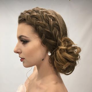 Пучок, Коса / Коса-пучок от Стилист-визажист Ирина Алексеева 1