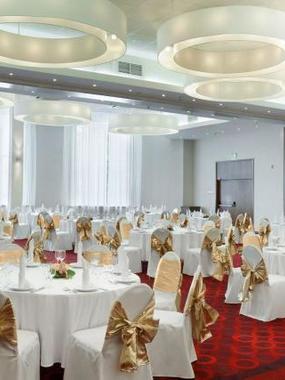 Банкетный зал / Ресторан Holiday Inn Moscow Sokolniki в Москве 2