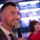 Ведущий Алексей Бахтин