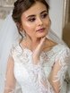 Высокие / Собранные, С аксессуарами / Цветами / Фатой, Пучок, С плетением, Локоны / Локоны на один бок от Свадебный стилист и визажист Ольга Фирсова 2