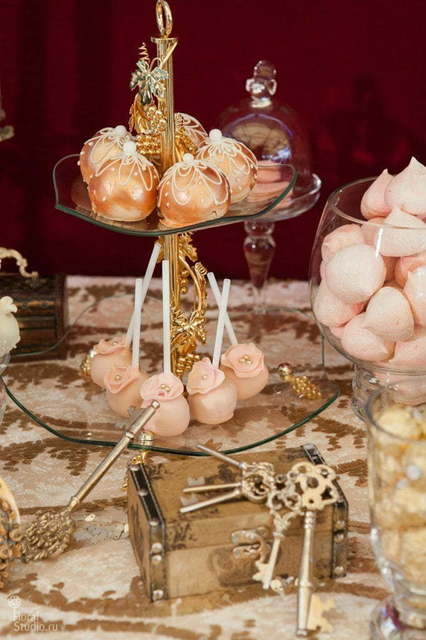 Сладкий / Фуршетный стол в Классика от Студия флористики и декора Floral Studio 1